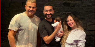 أول ظهور لابن نادر حمدى مع والديه مع عمرو دياب