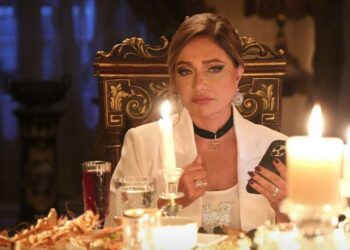 ليلى علوي تعرب عن سعادتها بالمشاركة في منوّرة بأهلها