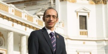 محمد عبدالعزيز نائب