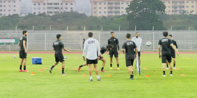 تفاصيل مران منتخب مصر استعدادًا للكاميرون وموقف أبو جبل والشناوي