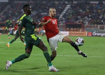 كاف يوافق على إقامة مباراة العودة بين مصر والسنغال يوم 29 مارس