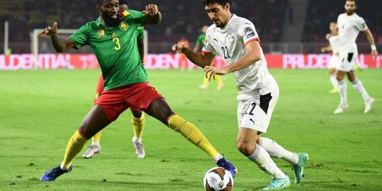 مصر والكاميرون.. (0-0) بعد مرور 15 دقيقة