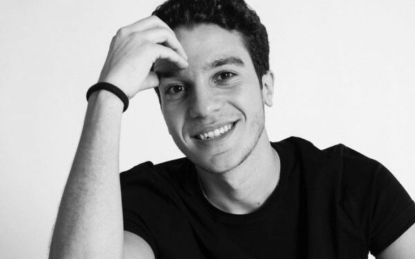 في أول ظهور .. نور خالد النبوي يخطف قلوب المشاهدين في نقل عام