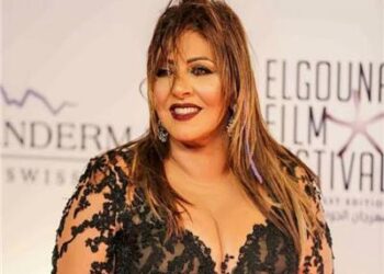 هالة صدقي تهرب من برد القاهرة بهذه الطريقة