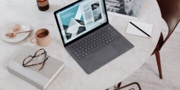 الأجهزة التكنولوجية.. 5 طرق تدمر بها التكنولوجيا الخاصة بك