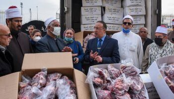 توزيع لحوم صكوك الإطعام على 2000 أسرة مستحقة بالإسكندرية