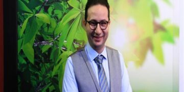 تأجيل أولى جلسات “طبيب الكركمين لـ 8 مارس