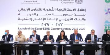 بحضور وزراء الخارجية والبيئة والكهرباء.. إطلاق الاستراتيجية القطرية المشتركة بين مصر والبنك الأوروبي