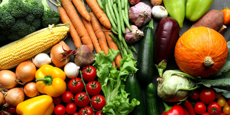 أسعار الخضراوات اليوم في سوق العبور للجملة