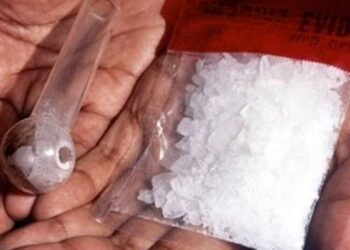 إحباط محاولة تهريب مخدر الآيس بميناء الغردقة