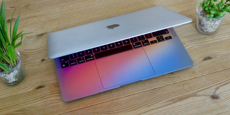 كيفية إعادة ضبط المصنع لجهاز Mac الخاص بك