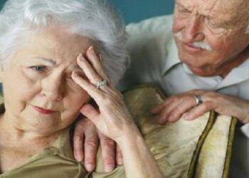 دراسة: النساء أكثر عرضة للإصابة بمرض الزهايمر