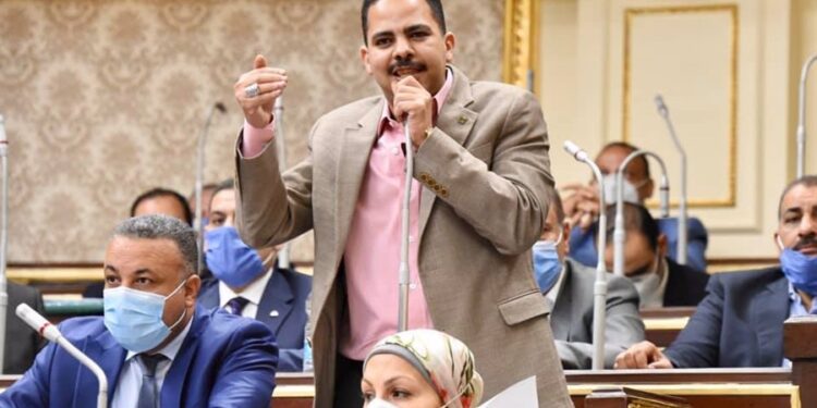 النواب يوافق على مقترح أشرف رشاد بتعديل المادة السابعة بقانون سلامة السفن