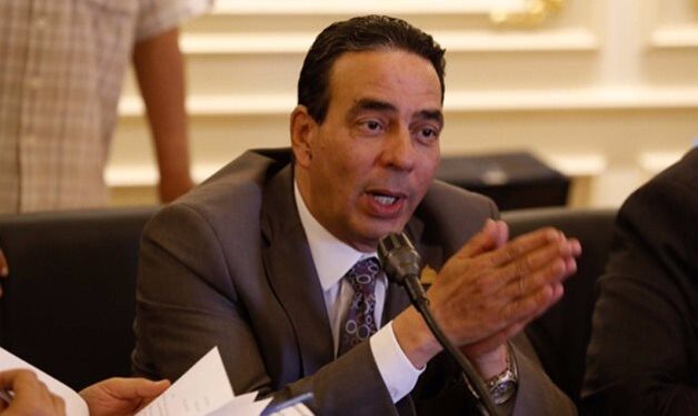 برلمان ايمن ابو العلا