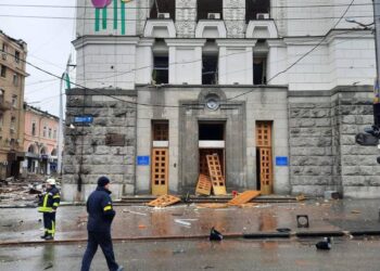 الحرب في أوكرانيا.. بايدن: بحثت مع الرئيس الأوكراني الدعم العسكري والإنساني لكييف