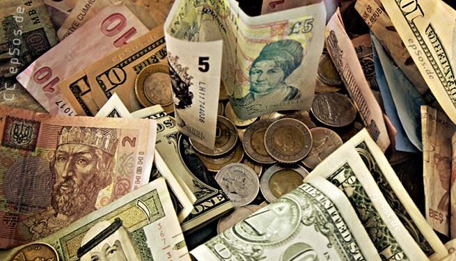 أسعار العملات بالبنوك العاملة في مصر اليوم الجمعة 4-3-2022