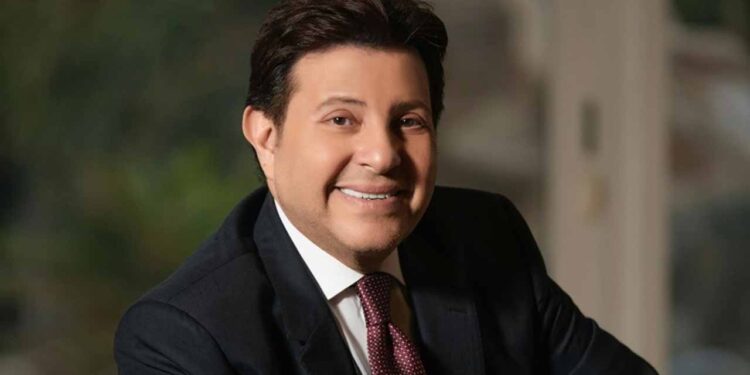 هاني شاكر يحيي حفل في أول أيوم لمهرجان “دندرة”