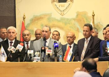 نقابة المحامين تعلن الإضراب العام أمام محاكم الاستئناف احتجاجًا على زيادة الرسوم القضائية