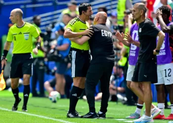 صحف العالم تكشف تفاصيل المؤامرة ضد منتخب مصر.. ودعم عربي وعالمي لـ”الفراعنة”  | فيديو
