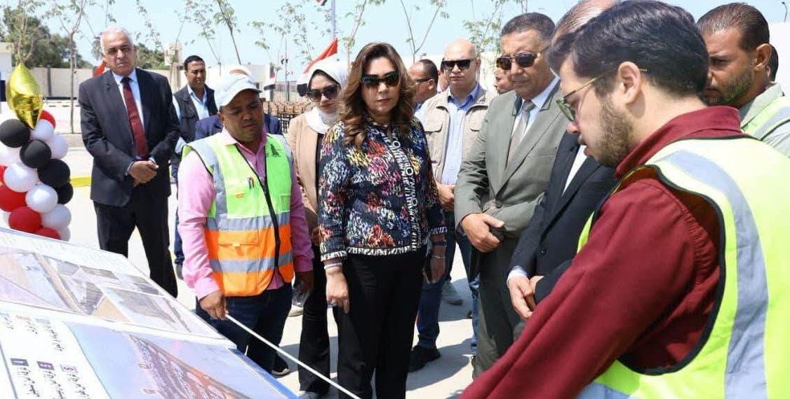 وزيرة التنمية المحلية وجانب من الافتتاح