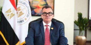 أحمد رستم وزير التخطيط