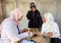 خدمات طبية عند أبواب النازحين.. جولات جديدة لعيادة «الفارس الشهم 3» الإماراتية | فيديو