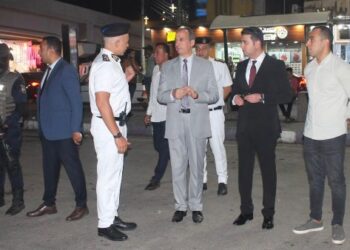 شوارع سوهاج تحت السيطرة.. حملات مكبرة تطيح بالإشغالات وتضبط المخالفات