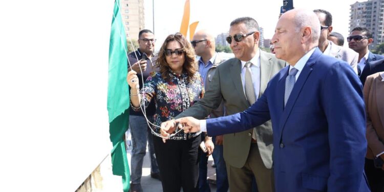 وزيرة التنمية المحلية ومحافظ القاهرة والقليوبية