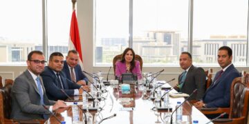 وزيرة الإسكان تستعرض رؤية أصول وموارد الدولة لدعم الاستثمار السياحي بمناطق الجمهورية