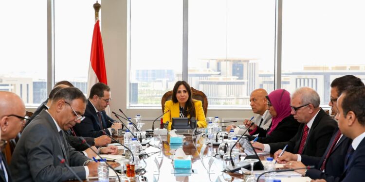 خلال لقاء عاجل .. وزيرة الإسكان تصدر حزمة توجيهات لمتابعة أولويات المرحلة المقبلة وتسريع معدلات الإنجاز