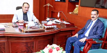 محافظ سوهاج يستقبل وكيل وزارة العمل الجديد ويؤكد أهمية توفير فرص عمل للشباب