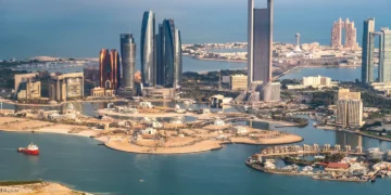 الإمارات تستقطب أكثر من مليون سائح روسي.. “رؤية” تكشف التفاصيل