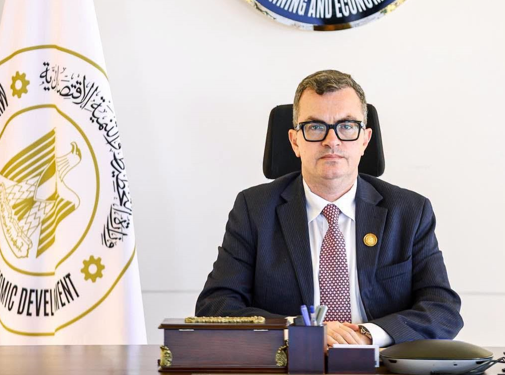 الدكتور أحمد رستم وزير التخطيط