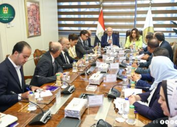 مباحثات مصرية إيطالية لتعزيز التعاون في مجالات البيئة والمناخ والتنمية المستدامة  .. صور