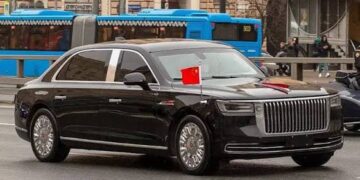هونشي N701.. سيارة الرئيس الصيني الغامضة تخطف الأنظار في شوارع القاهرة