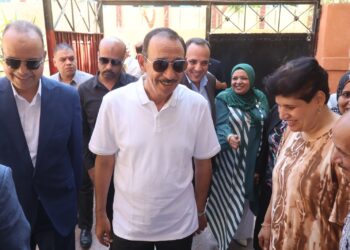 محافظ سوهاج يتفقد مدارس طما استعدادًا لانطلاق العام الدراسي الجديد
