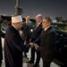 المستشار أحمد عبد العزيز برفقة المستشار محمد شعيشع يقدمان واجب العزاء في وفاة المستشار أحمد الزند