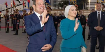 السيدة انتصار السيسي ترحب بالرئيس الصيني وقرينته: أهلا وسهلا بكم في مصر
