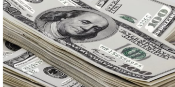 سعر الدولار اليوم في مصر.. العملة الأمريكية تواصل الصعود أمام الجنيه بالبنوك