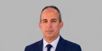 تسمم شاب بعد تناوله مبيدًا حشريًا بالخطأ أثناء تجهيز أرضه الزراعية في سوهاج