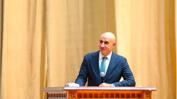 وزير التعليم يوجه بمراجعة صيانة المدارس وتسليم الكتب قبل بدء الدراسة