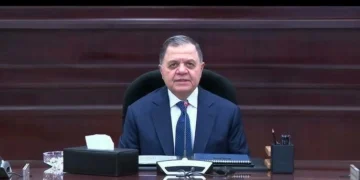 «بينهم سيدة 76 عامًا».. قرار جديد من وزير الداخلية بشأن طالبي رد الجنسية المصرية