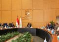 المهندسة راندة المنشاوى وزيرة الإسكان وجانب من الاجتماع