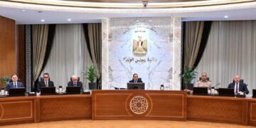 الدكتور مصطفى مدبولى وجانب من اجتماع الحكومة
