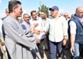 وزير الري يستمع لشكاوى المواطنين