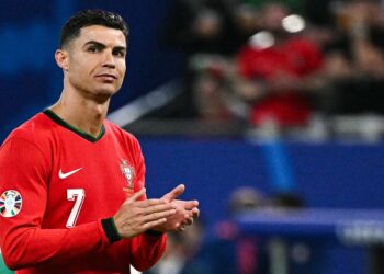 إيقاف كريستيانو رونالدو 30 يوما وتغريمه 255 يورو بسبب مغادرة معسكر البرتغال