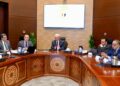 الدكتور حسين عيسى وجانب من الاجتماع