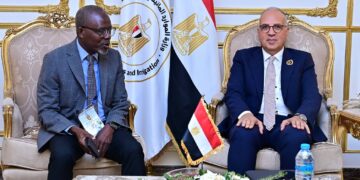 الدكتور هانى سويلم وزير الموارد المائية والرى وجانب من اللقاء