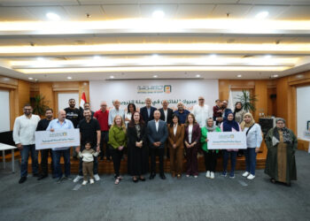 البنك الأهلي المصري يوزع 600 ألف جنيه جوائز على 60 فائزًا في حملة «صيف 2026»