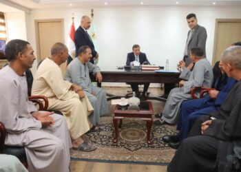 وزير الزراعة وجانب من اللقاء